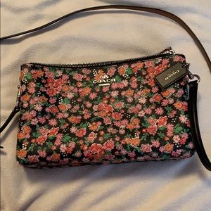 LIGHTLY USED COACH CROSSBODY